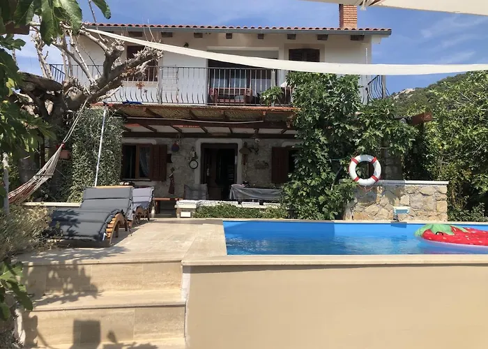 Villa Etno With A Pool - Matusanovi Dvori Rab *