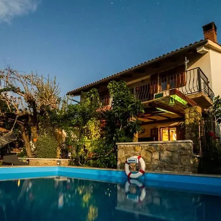 Etno With A Pool - Matusanovi Dvori Rab Vila Banjol