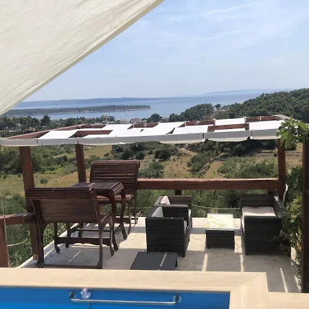 Etno With A Pool - Matusanovi Dvori Rab Vila Banjol