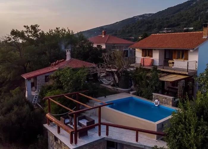Etno With A Pool - Matusanovi Dvori Rab